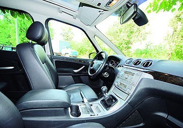 ���������� 7-������� Ford Galaxy Ghia