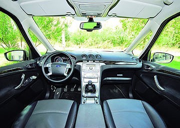 ���������� 7-������� Ford Galaxy Ghia